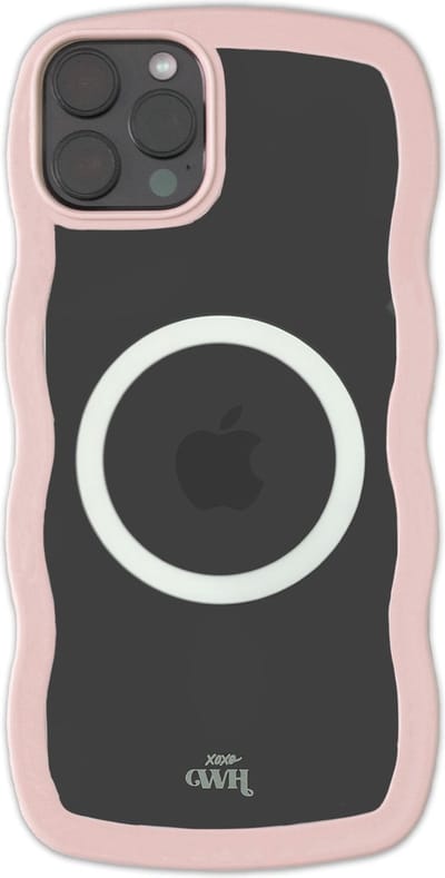 xoxo Wildhearts Magnetische Wavy Case - Roze telefoonhoesje - Geschikt voor iPhone 12 Pro Max MagSafe - Golvend hoesje - Wolken hoesje - Schokbestendig - Cloud Case met magneet ring - Silicone case - Transparant / Roze