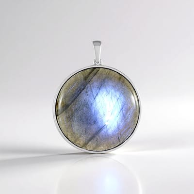 Cavill - Zilveren Hanger 925 Sterling Zilver Geplatineerd - Labradoriet 45,17 ct Ronde Cabochon - Modern Elegant Design - Edelsteenhanger Madagaskar