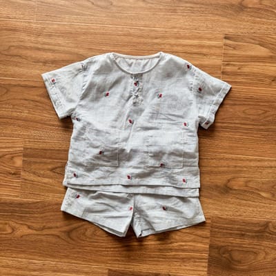 RAISE Ensemble assorti frère et sœur pour enfants Été Manches volantes Robe d'été Fille Haut fin en mousseline pour enfants + short Tenue 2 pièces pour bébé garçon 12-18M  80