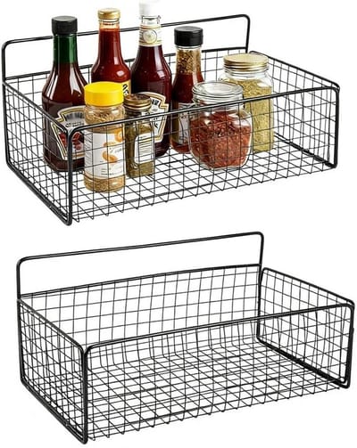 Set van 2 Metalen Hangende Opbergmanden voor Wand, Geen Boren Nodig, Ideaal voor Keuken, Badkamer en Slaapkamer, Multifunctioneel en Ruimtebesparend