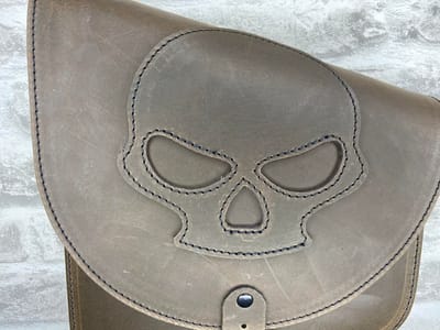 Dries Design D3SD - softail motortas - swingarm tas – Softail – Motortas - Bruin - leder – Harley – skull – N99-Skull-bruin