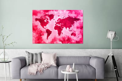 Aluminium schilderij 120x80 cm - Wanddecoratie metaal - Wereldkaart - Rood - Roze - Metalen muurdecoratie woonkamer - Decoratie industrieel - Foto op dibond - Industriële accessoires slaapkamer