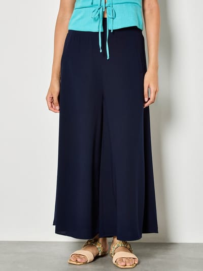 Soepelvallende broek met wijde pijpen