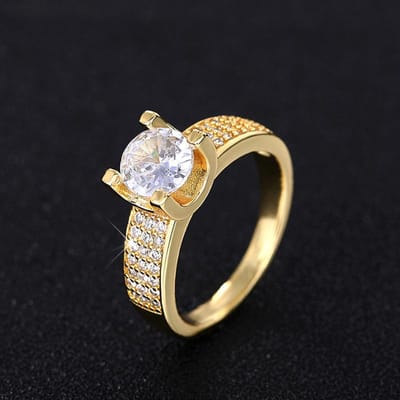 Huitan Luxe Verlovings Trouwring Damesringen Goudkleur Ingelegd met Sprankelende CZ Moderne Mode Dames Sieraden Dropshipping 10 beige