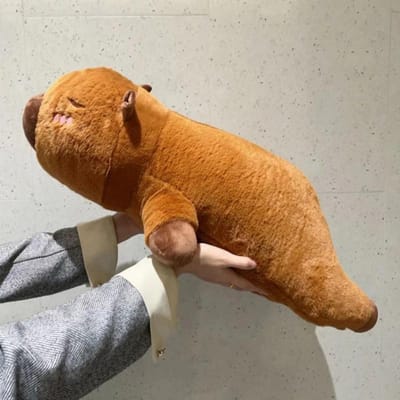 Peluche Capybara Kawaii, poupée moelleuse en peluche, oreiller doux pour dormir longtemps, coussin de canapé, jouets pour dormir, pour l'école et Noël 45cm orange