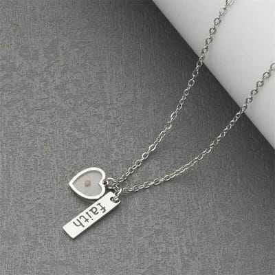 Christelijke zilverkleurige ketting met mosterdzaadje en faith bedel - Mattheus 17:20 - christelijk sieraad - cadeau - Jezus - God - kado - geloof - Christuals