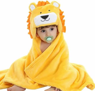 BoefieBoef Leeuw 2-in-1 Fleece Badcape & Wikkeldeken voor Baby's/Peuters met Dierencapuchon: Warm, Zacht & Comfortabel - Ideaal als Kerst- Verjaardags of Kraamcadeau – Leeuw Geel Witte Oren