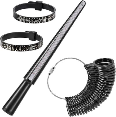 Ringmaat Meter - 4-Delige Set - Ringmaat - Vingerringmaat - Meetlint Voor Ringmaten - Sjabloon Voor Ringmaten - Meetlinten - Meetlat Met Standaard - VK, EU, VS