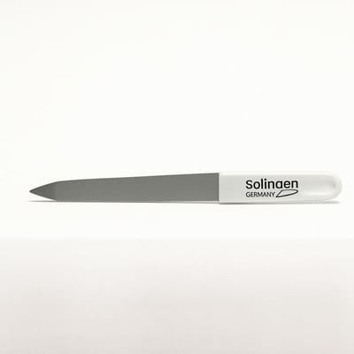 Saphir Nagelvijl met een Wit Handvat 10cm "Solingen"