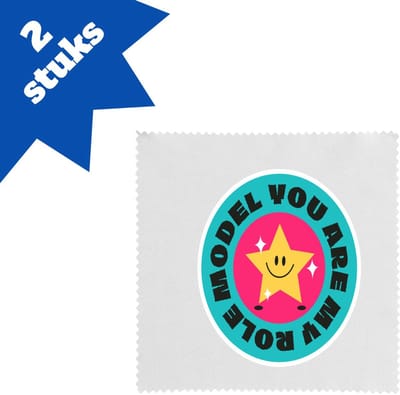 Akyol - you are my role model brillendoekjes - Model - iemand die een voorbeeld is voor anderen - voorbeeldfunctie - verjaardagscadeau - verjaardag - cadeau - kado - geschenk - gift - 17,8 bij 17,8 cm - 2 stuks