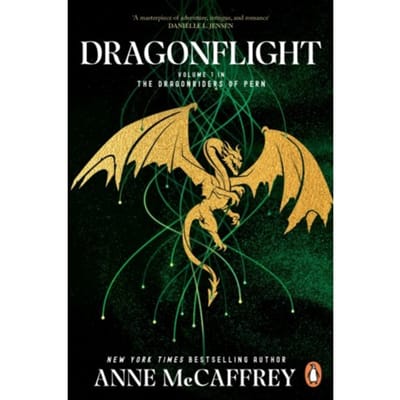 Dragonflight door Anne McCaffrey Paperback Boek 9781804996683