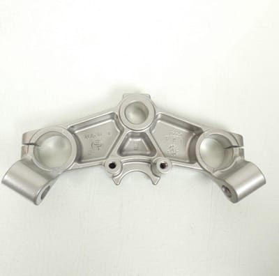 Té de fourche supérieur pour moto Rieju 50 RS2 Matrix 2008 660.7302 107630 S225