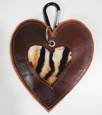Handgemaakte Leren Hanger Hart Bruin, kerstmis, kersthanger, kerstaccessoires, kerstdecoratie