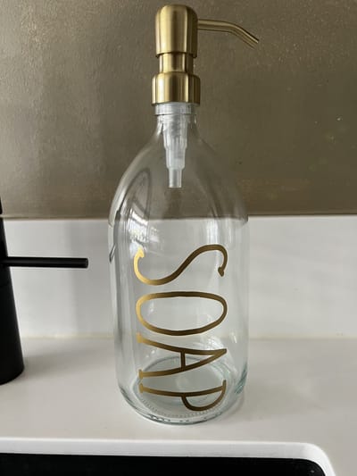 BBBLS® Design Dispenser "Soap" | Transparant Glas | 1 liter | RVS / Metaal Pomp Goud | Zeeppomp | Zeepdispenser | Zeephouder