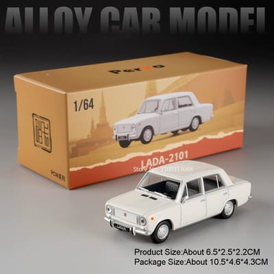 1:64 Voitures Jouets Moulées sous Pression en Alliage Modèles Miniatures Zis-110 Gaz-12 Zim Lada 2105 2101 Intérieur Exquis Modèles de Véhicules Ornements