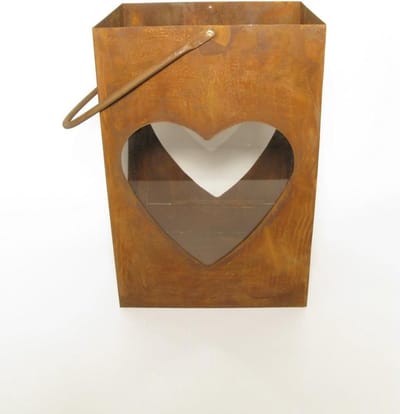 Lantaarn met hart - Windlicht decoratie - Sfeerverlichting creëren - Met glazen ruiten - H 28 cm - Patina