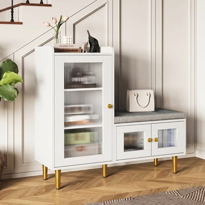 Witte Schoenenkast met Zitbankje - 3 Deuren met Geribbeld Glas, Gouden Grepen & Poten, 100x35x70cm