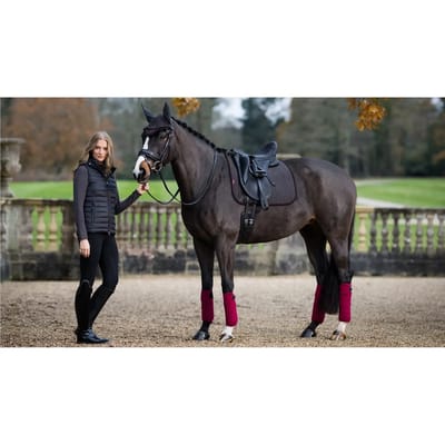 Suède dressuurdeken voor paarden LeMieux
