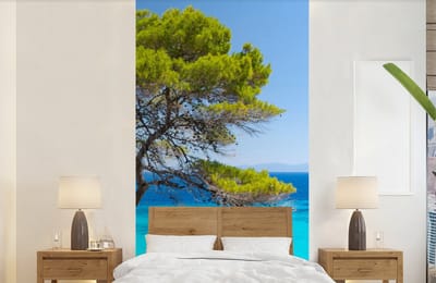 Behang - Fotobehang Boom - Zee - Tropisch - Zomer - Breedte 120 cm x hoogte 240 cm