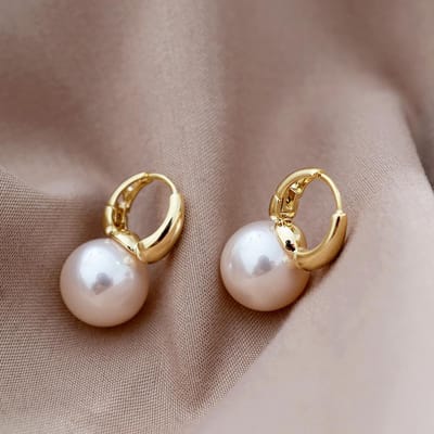 Boucles d'oreilles créoles argentées en perles pour femmes, créoles minimalistes couleur or, bijoux de mariage tendance blanc
