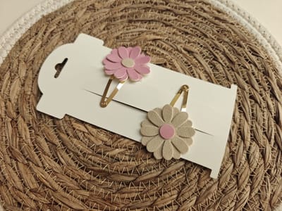 Klikklak haarspeldjes Flower Beige Roze - Klikklak 5cm - kinderknipjes - Babyhaarclipjes - Kinderhaaraccessoires - Haarspeldjes kinderen - Haaraccessoires meisjes - Haarspeldjes baby - Kinder haarspeldjes - Kinder haarclips - Haarspeldjes meisje