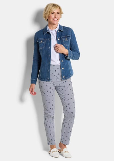 Broek LOUISA van bengaline, met strepen en bloemen - wit / blauw / gedess. - Gr. 19 van Goldner Fashion