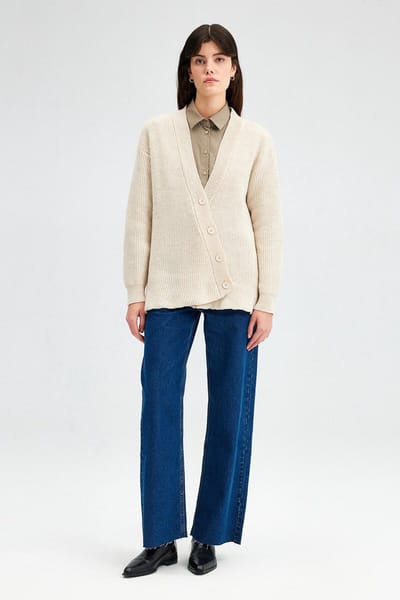 Touché Privé - Asymmetrisch gebreid vest - Beige - Dames