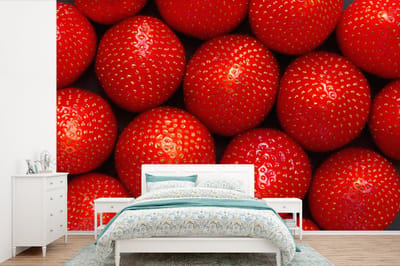 Behang - Fotobehang Close-up van aardbeien - Breedte 390 cm x hoogte 260 cm