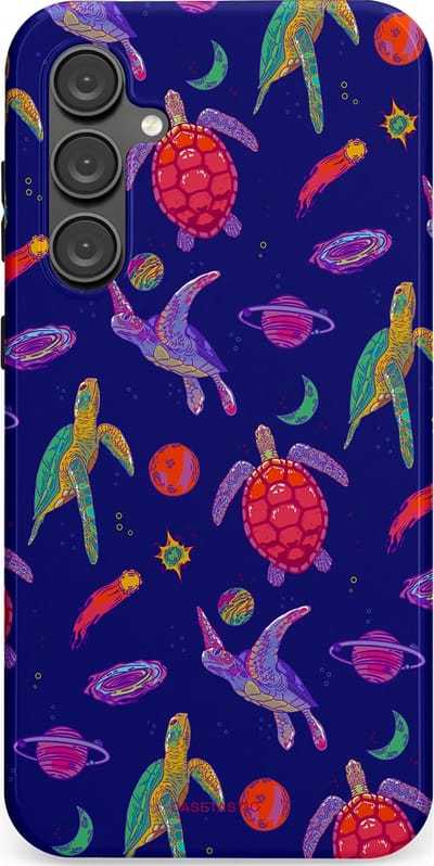 Casetastic Hoesje Geschikt voor Samsung S23 FE - Stijlvolle Beschermende Duo-layer Case - Kosmische schildpad