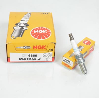 Bougie d'allumage NGK pour Moto Ducati 899 DARMAH Après 2013 Neuf