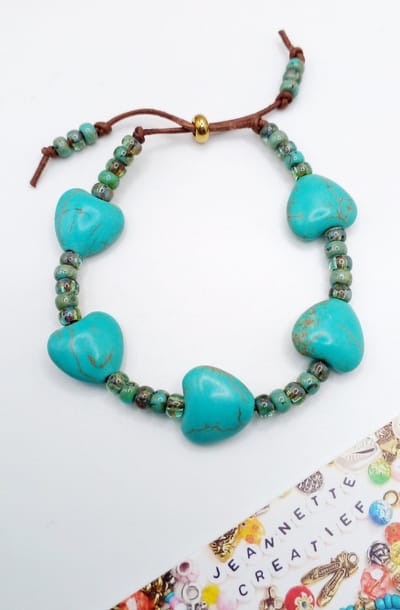Jeannette-Creatief® - Beach - Miyuki Hart - Armband - Natuursteen - Hartjes - Turqouise - Turkoois - Armband - Armband Leer - Leren Armband - Armband met Natuursteen - Armband met Hartjes - Armband met Schuifknoop - Moederdag