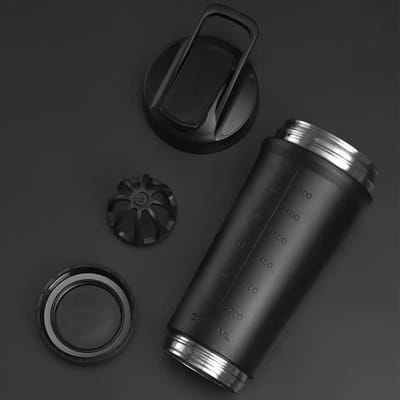Individueel gegraveerde roestvrijstalen shaker 750 ml – Lekvrij en vaatwasmachinebestendig voor eiwitshakes en smoothies
