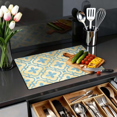 KitchenArt - Soft Azure Blossom - Inductie Beschermer - 90x50 cm - Kookplaat Beschermer - Luxe Afdekplaat Inductieplaat - Anti-slip & Oprolbaar - Beschermmat Inductiekookplaat