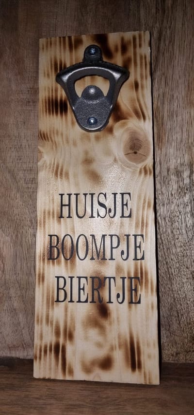 Wand flesopener Huisje boompje biertje