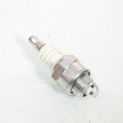 Bougie d'allumage NGK pour Auto BPMR4A-10 Neuf
