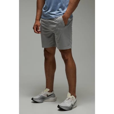 Man Active Zip Pockets 7inch Basic Training Short | Light Grey | Size XS