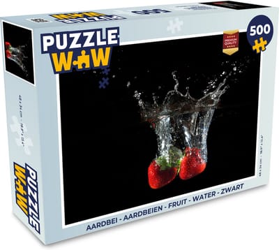 Puzzel Aardbeien - Fruit - Water - Zwart - Rood - Legpuzzel - Puzzel 500 stukjes