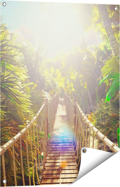 Gards Tuinposter Houten Brug in de Tropische Jungle - 60x80 cm - Tuindoek - Tuindecoratie - Wanddecoratie buiten - Tuinschilderij