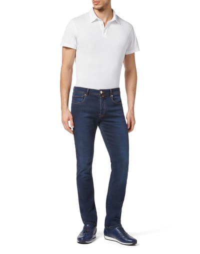 Jeans Recht Model