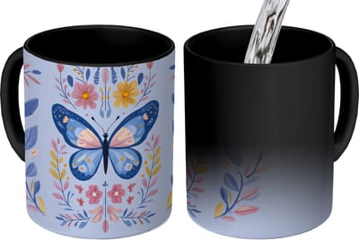 Magische Mok - Foto op Warmte Mokken - Koffiemok - Vlinder - Lichtblauw - Sierlijk - Bloemen - Magic Mok - Beker - 350 ML - Theemok