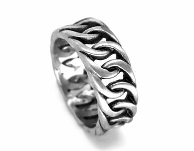 Stoere - RVS - Ring - maat 18 - Geborsteld - Zilverkleurig met zwart effect Gourmette schakel. deze ring is zowel geschikt voor dame of heer en prachtig als duimring.