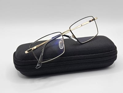 Halfharde brillenkoker / zwarte doos / cadeau / boîte de rangement / hard koker / etui met ritssluiting voor standaardbril / Aland optiek / brillenetui met rits / brillendoos dames heren