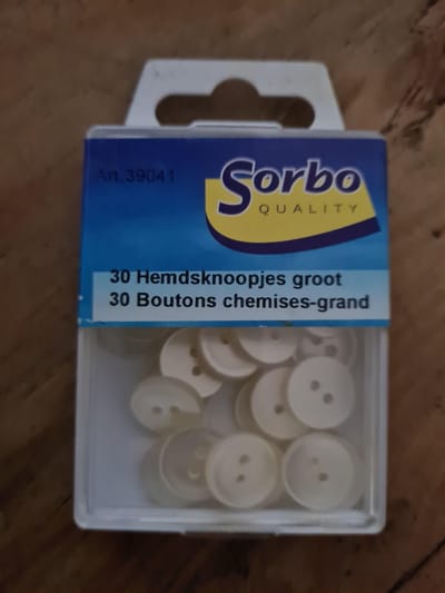 Sorbo 30 Hemdsknoopjes groot wit