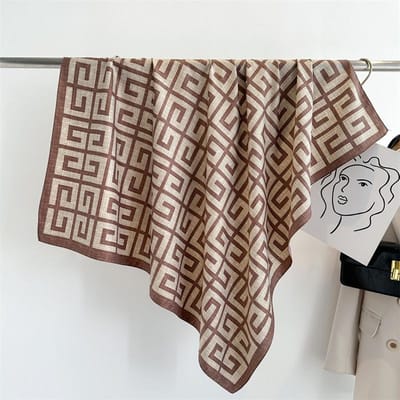 90x90cm Zakdoek Vier Seizoenen Vierkant Zijden Sjaals Europa Amerika Luxe Bandana Populaire Print Zonwerend Brief Sjaals Hoofddoek 90X90cm gray