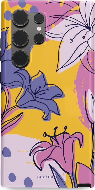 Casetastic Hoesje Geschikt voor Samsung S24 Ultra - Stijlvolle Beschermende Duo-layer Case - Paarse Lelie Kunst