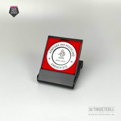Miniatuur Kampioensschaal Eredivisie 10/11 - Ajax Amsterdam - Ajax - Voetbal - Minischaal - Officeel KNVB Product - Ajax Artikelen - Cadeau Ajax - Verzamelaar
