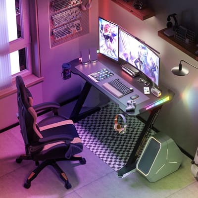 Eszenzics™ Modern Game Bureau - Z-vorm - Zwart - 140x60x78cm - RGB-LED verlichting - Bekerhouder - Haak voor koptelefoon - Extra zwaar frame tot 150kg