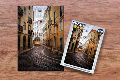 Puzzel Tram bij het Alfama Portugese Lissabon - Legpuzzel - Puzzel 500 stukjes