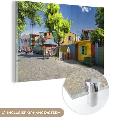 ® Glasschilderij 180x120 cm - Schilderij acrylglas - Foto van de kleurrijke straten van La Boca in Argentinië - Foto op glas - Muurdecoratie woonkamer - Wanddecoratie slaapkamer - Schilderijen