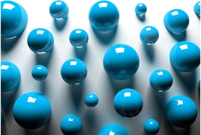 Fotobehangkoning - Behang - Vliesbehang - Fotobehang Knikkers - Blauwe Ballen - 150 x 105 cm